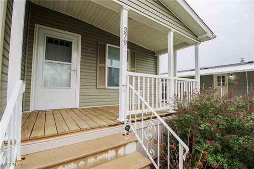 379 Pin Oak Cir, Elyria, OH, 44035-8921 | Card Image