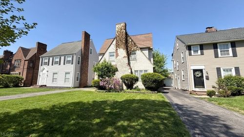 3574 Daleford Rd, Shaker Heights, OH, 44120-5231 | Card Image
