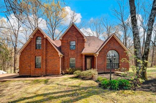 4760 Whiteoaks Ln, Bartlett, TN, 38002-9354 | Card Image