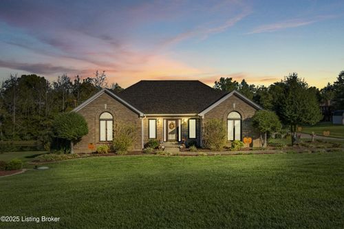 360 Rockcastle Villa, Shepherdsville, KY, 40165-6289 | Card Image
