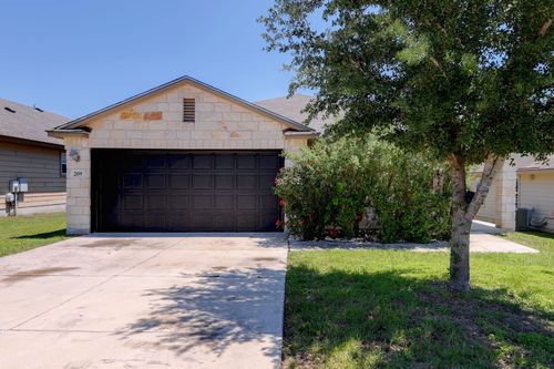 209 Hoya Ln, San Marcos, TX, 78666-5345 | Card Image