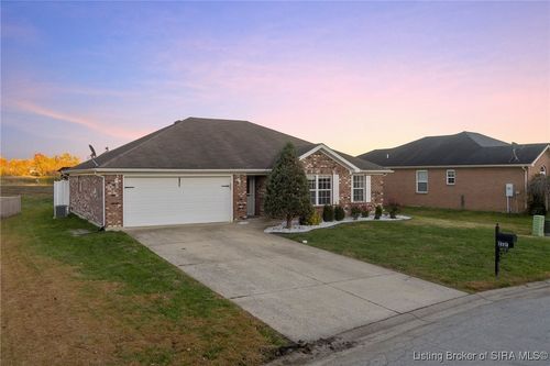 12312 Pinta Pl, Sellersburg, IN, 47172-8315 | Card Image