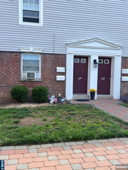 b-134B Hastings Ave, Rutherford, NJ, 07070-1314 | Card Image