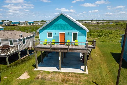 119 Beachfront Dr, Matagorda, TX, 77457 | Card Image