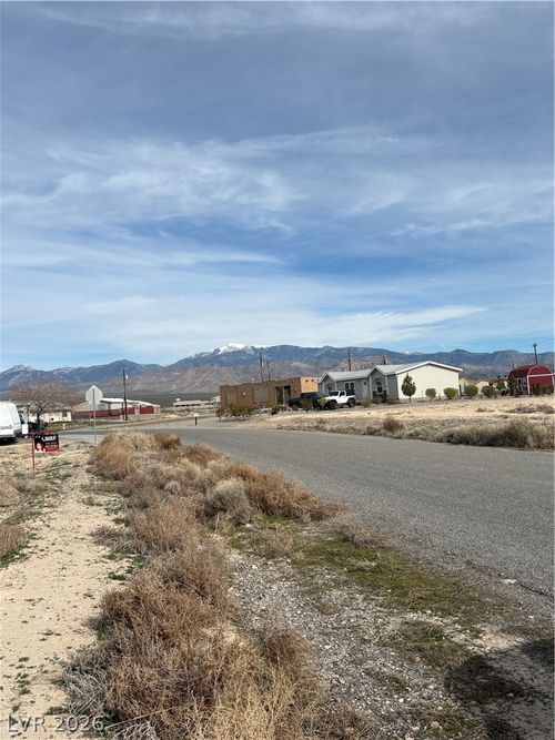 1680 Kearney St, Pahrump, NV, 89048-5778 | Card Image