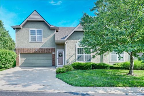 15626 61st Ter, Shawnee, KS, 66217-9691 | Card Image