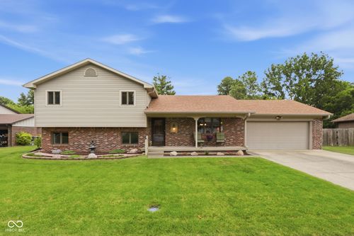 1302 Stymie Ct, Indianapolis, IN, 46217-4319 | Card Image