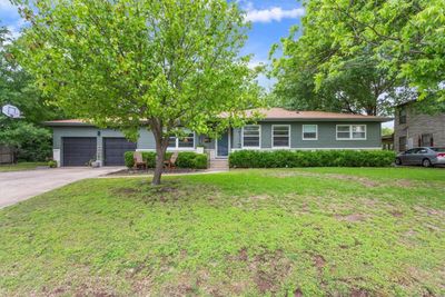 2112 Hanover Drive, House other with 5 bedrooms, 2 bathrooms and 2 parking in Waco TX | Image 1