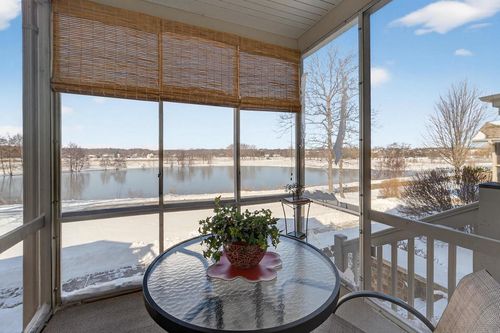 13 Wood Brook Way, Fitchburg, WI, 53711-6490 | Card Image