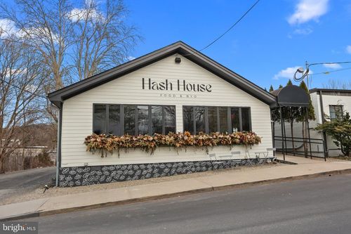 236 N Union St, Lambertville, NJ, 08530-1503 | Card Image