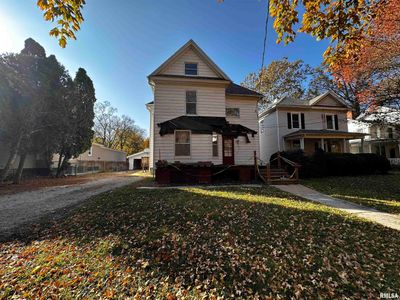 213 Caldwell Street, House other with 4 bedrooms, 1 bathrooms and null parking in Jacksonville IL | Image 1