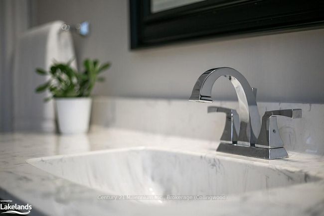 539 Oxbow Cres, Condo with 4 bedrooms, 1 bathrooms and 1 parking in Collingwood ON | Image 20