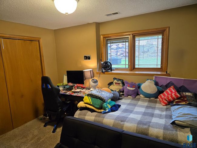 3518 S Matthew Dr, House other with 4 bedrooms, 3 bathrooms and null parking in Sioux Falls SD | Image 16