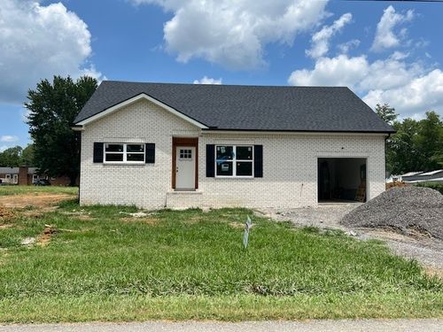 309 Dogwood Cir, Smithville, TN, 37166-2713 | Card Image