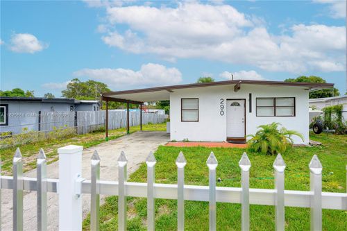 290 Nw 29th Ave, Fort Lauderdale, FL, 33311-8544 | Card Image