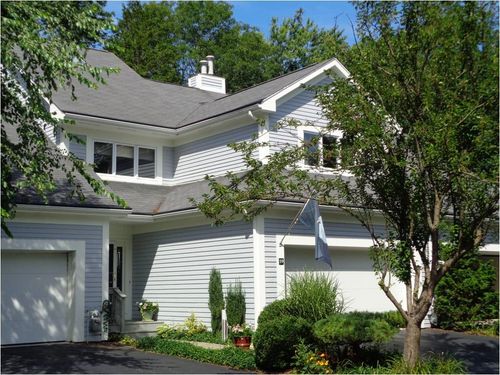 39-39 Bagy Wrinkle Cv, Warren, RI, 02885-4114 | Card Image