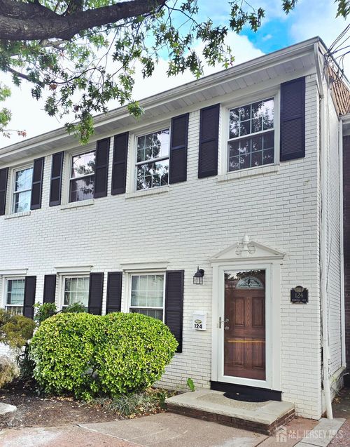 124 Howell Ave, Fords, NJ, 08863-1405 | Card Image