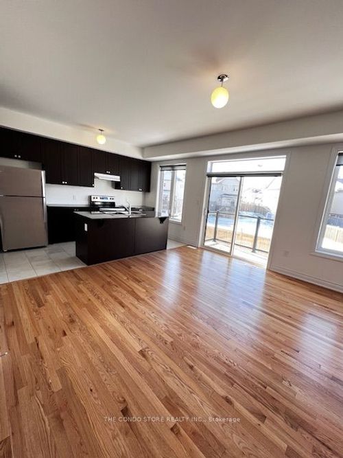 36 Steamboat Way, Whitby, ON, L1N0M6 | Card Image