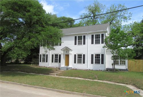 415 Easy St, Marlin, TX, 76661-2336 | Card Image