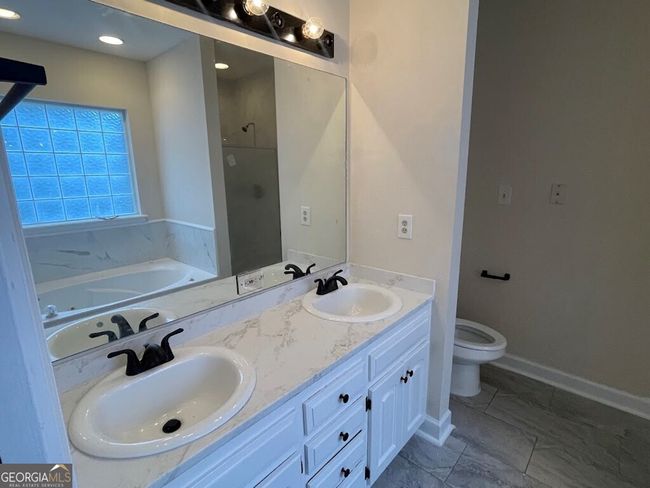 2543 Bascom Dr, House other with 3 bedrooms, 2 bathrooms and 2 parking in Albany GA | Image 4