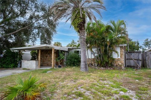 12036 105th St, LARGO, FL, 33773-2218 | Card Image