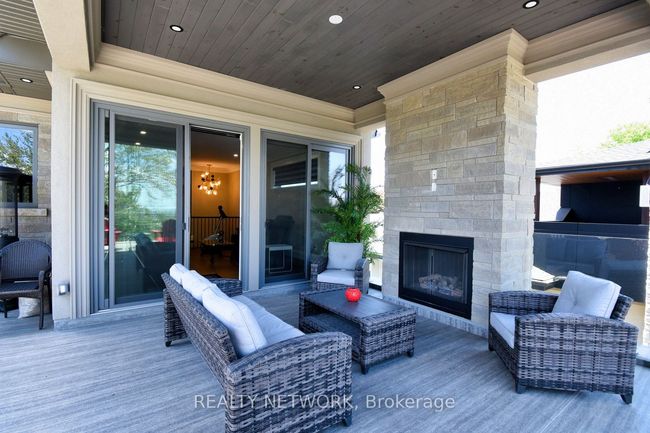 68 Mountain Brow Blvd, House other with 6 bedrooms, 6 bathrooms and 8 parking in Hamilton ON | Image 30