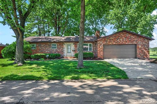 2657 Angela Dr, Granite City, IL, 62040-2939 | Card Image