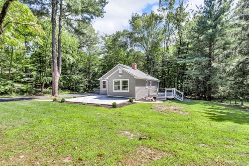 1527 Sylvan Rd, Mohegan Lake, NY, 10547-1928 | Card Image