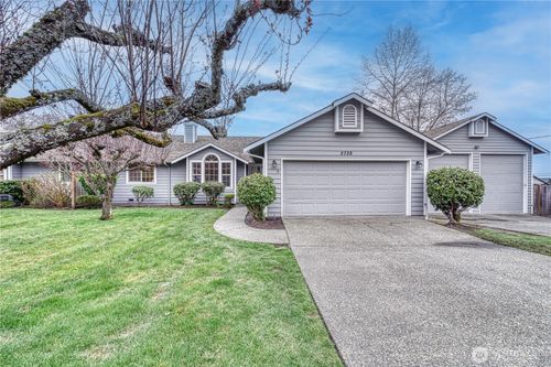 2728 Sylvan Dr W, University Place, WA, 98466-2741 | Card Image