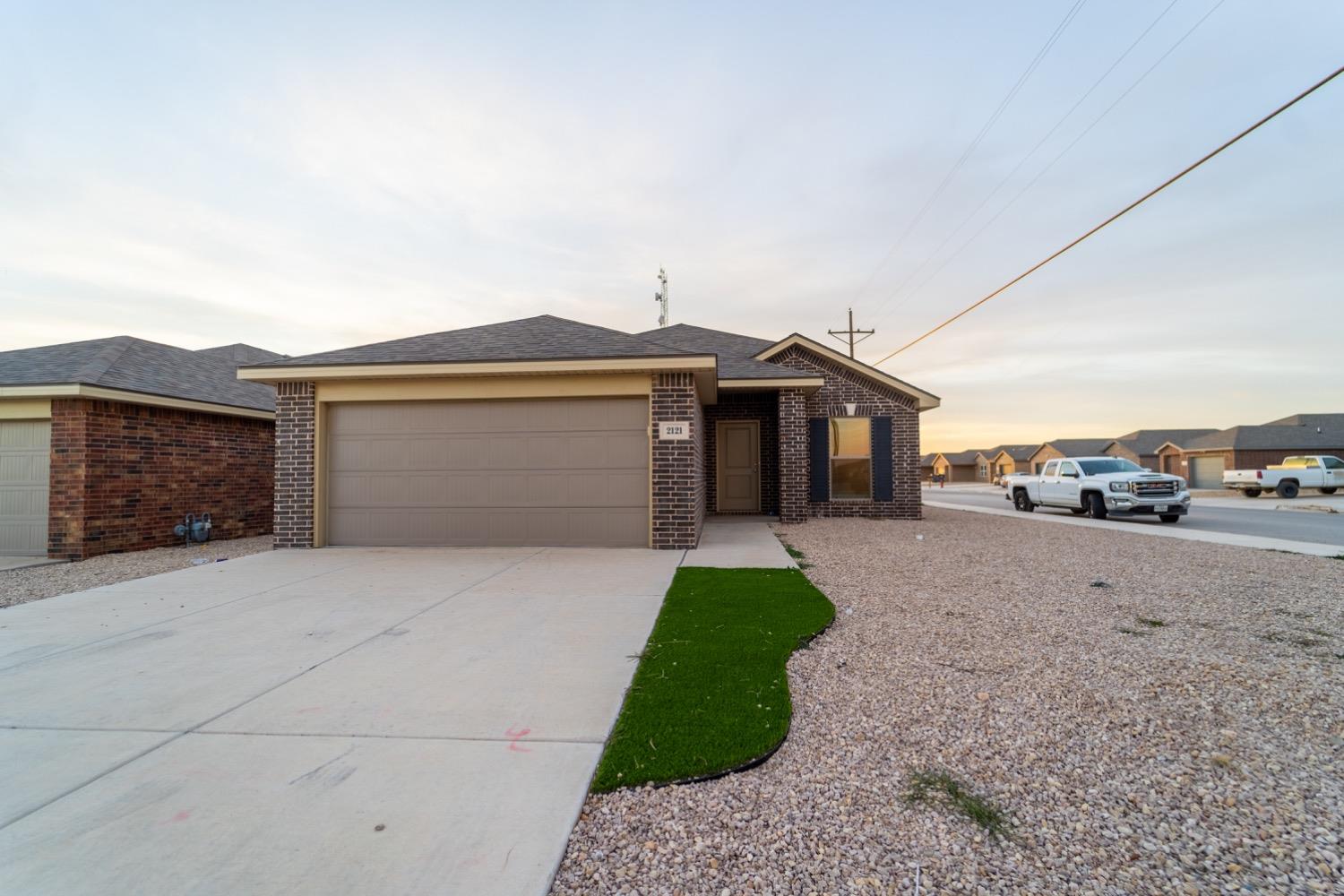 2121 N Ave L, For Sale In Lubbock - Zoocasa