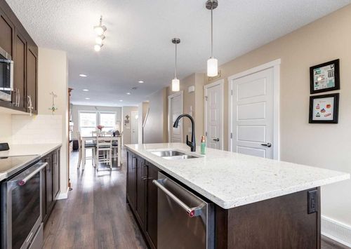 606 Cranford Mews Se, Calgary, AB, T3M2P1 | Card Image