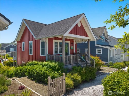 61 Horizon St, Pacific Beach, WA, 98571-5016 | Card Image