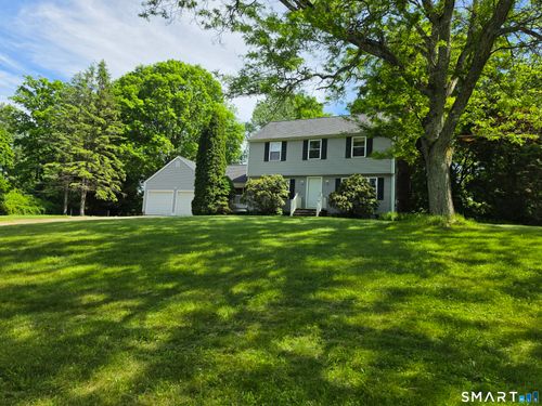 20 Courtland Dr, Shelton, CT, 06484-3710 | Card Image