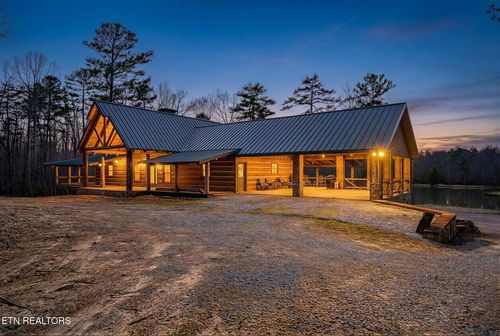 672 Falls Rd, Monterey, TN, 38574-7065 | Card Image