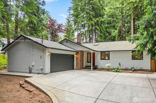 23407 35th Ave W, Brier, WA, 98036-8223 | Card Image
