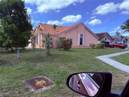 2006 White Coral Ct, Wellington, FL, 33414-8084 | Card Image