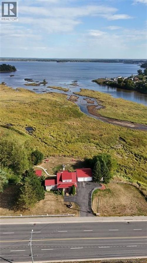 {{alt}} | Card Image