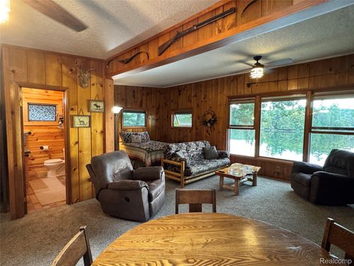 5999 Oak Rd, Rose City, MI, 48654-9601 | Card Image