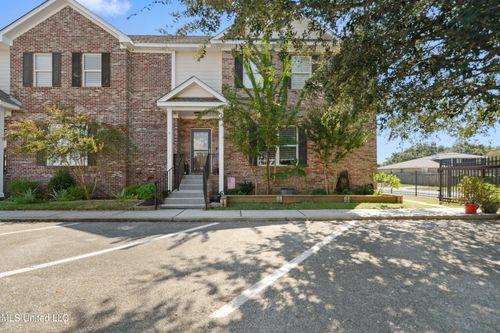 apt-38-1805 Geerkin St, Pascagoula, MS, 39581-2340 | Card Image