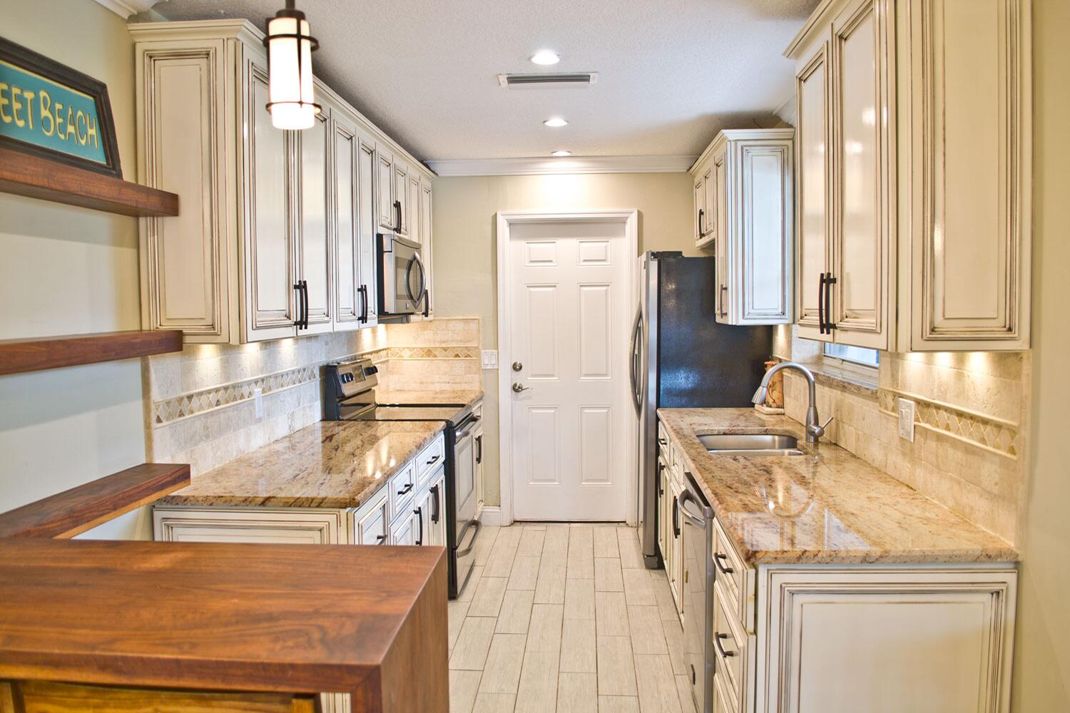 Residential Lease in Delray Beach 5