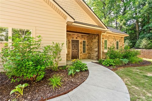 3000 Alumni Ln, Opelika, AL, 36804-7211 | Card Image