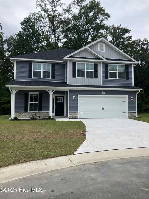 102 Fishing Creek Dr, New Bern, NC, 28562-8304 | Card Image