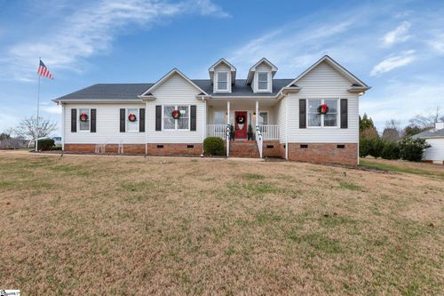 18 Brooke Lee Circle, Taylors, SC, 29687 | Card Image