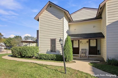 621 Chip Ct, Gurnee, IL, 60031-3113 | Card Image