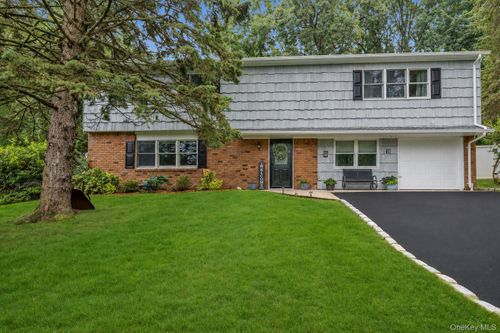 18 Kathy Ct, Northport, NY, 11768-3210 | Card Image