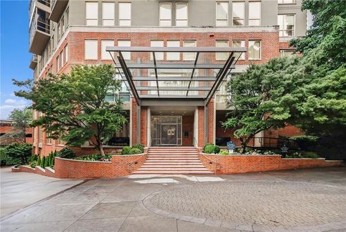 205-2626 Peachtree Rd Nw, Atlanta, GA, 30305-5617 | Card Image