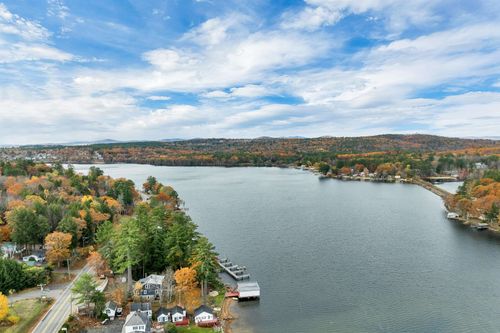 10 Echo Ln, Laconia, NH, 03246-4406 | Card Image