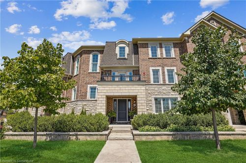 3-3045 George Savage Ave, Oakville, ON, L6M0Y8 | Card Image