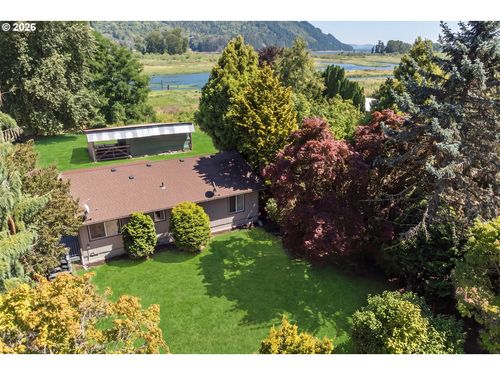 369 E Birnie Slough Rd, Cathlamet, WA, 98612-9709 | Card Image