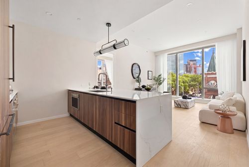 4d-11-50 45th Road, New York City, NY, 11358 | Card Image